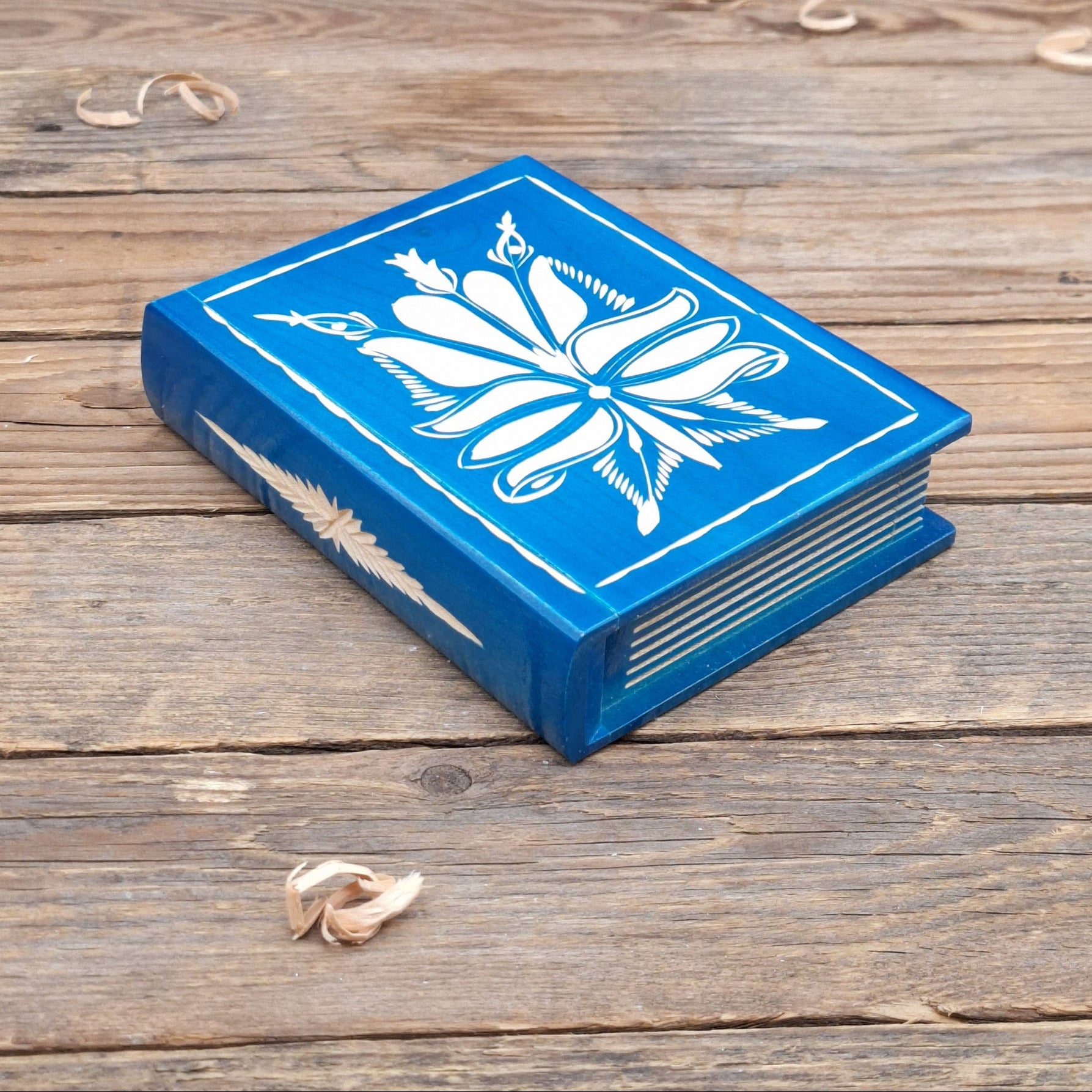 Romanian Secret Book Box – Beginner Trick Opening Puzzle Box by TransylvanyArt