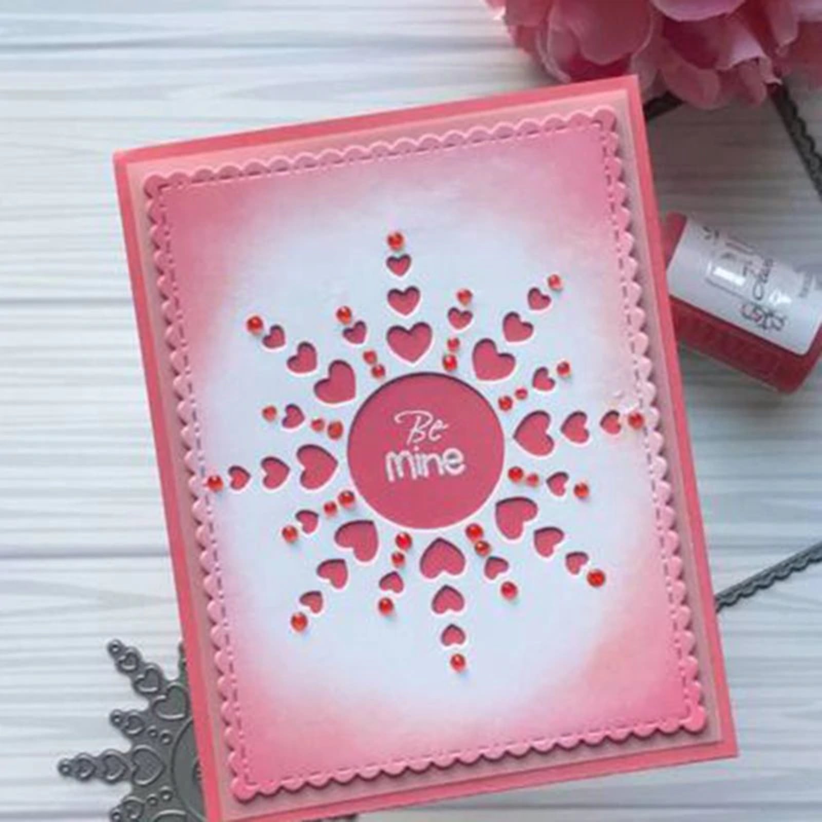 Cutout Hearts Snowflake Cutting & Embossing Die
