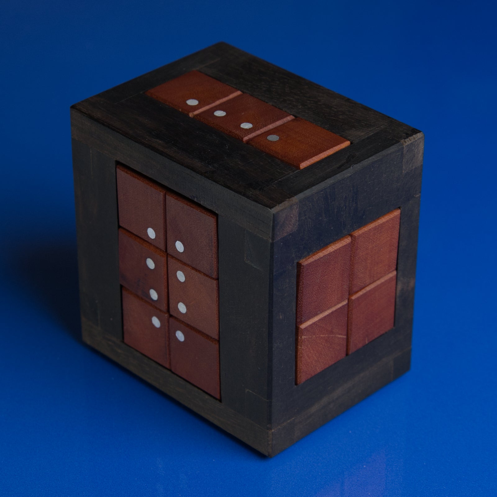 Space (Ebony Hard Wood) - Level 145 - Dan Fast - Puzzle Playground
