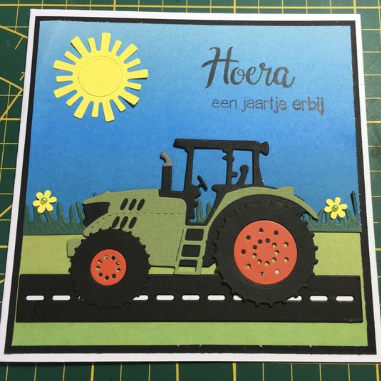 Build It Tractor Cutting & Embossing Dies