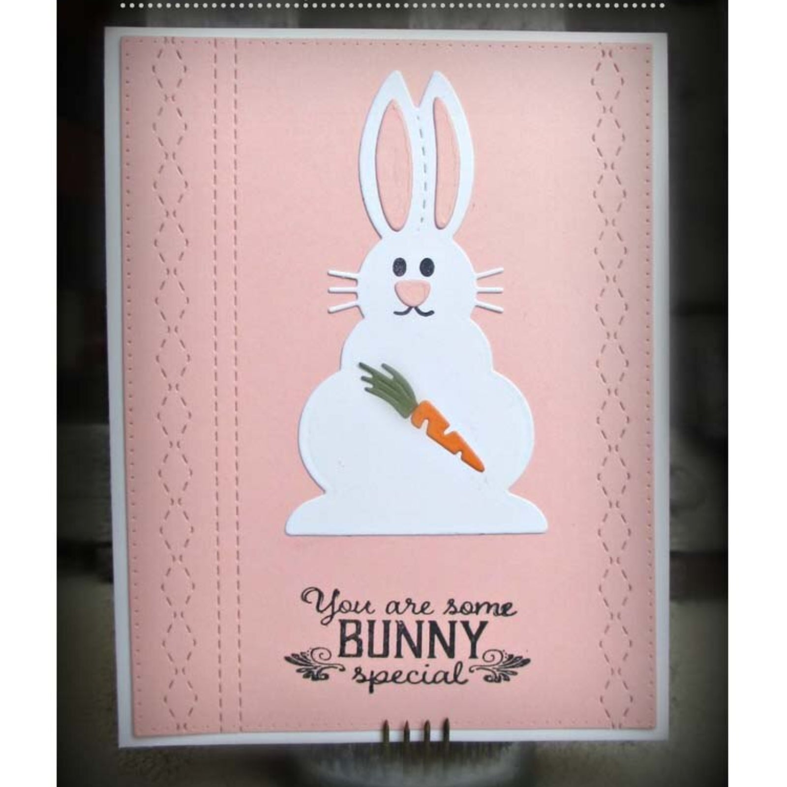 Bunny Rabbit w Carrot Cutting & Embossing Dies